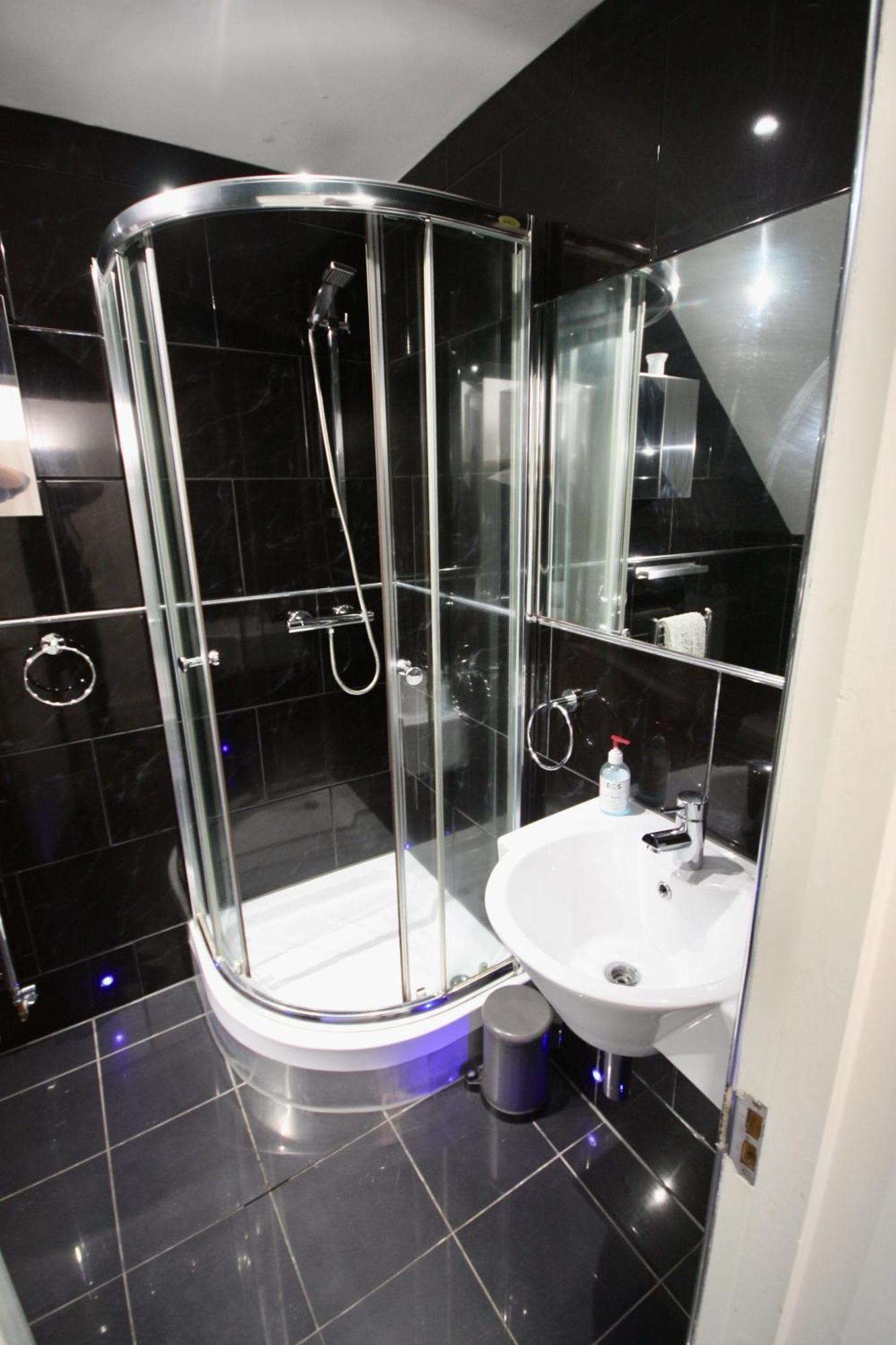 Bournemouth Hot Tub & Sauna Holiday Let Exterior photo