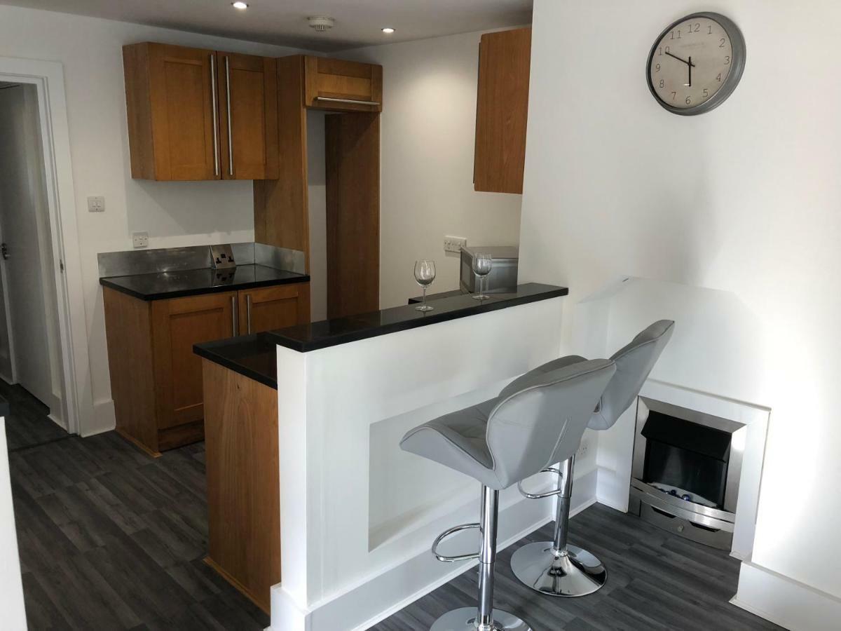 Bournemouth Hot Tub & Sauna Holiday Let Exterior photo